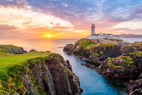 Fanad-Head-lighthouse.jpeg
